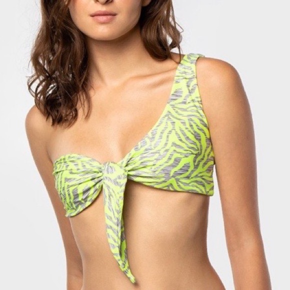 Blackbough Other - Blackbough swim bikini top